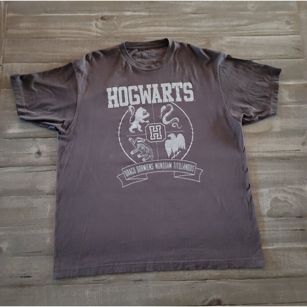 Wizarding World Of Harry Potter T-Shirt Size XL Gray Hogwarts 100% Cotton‎